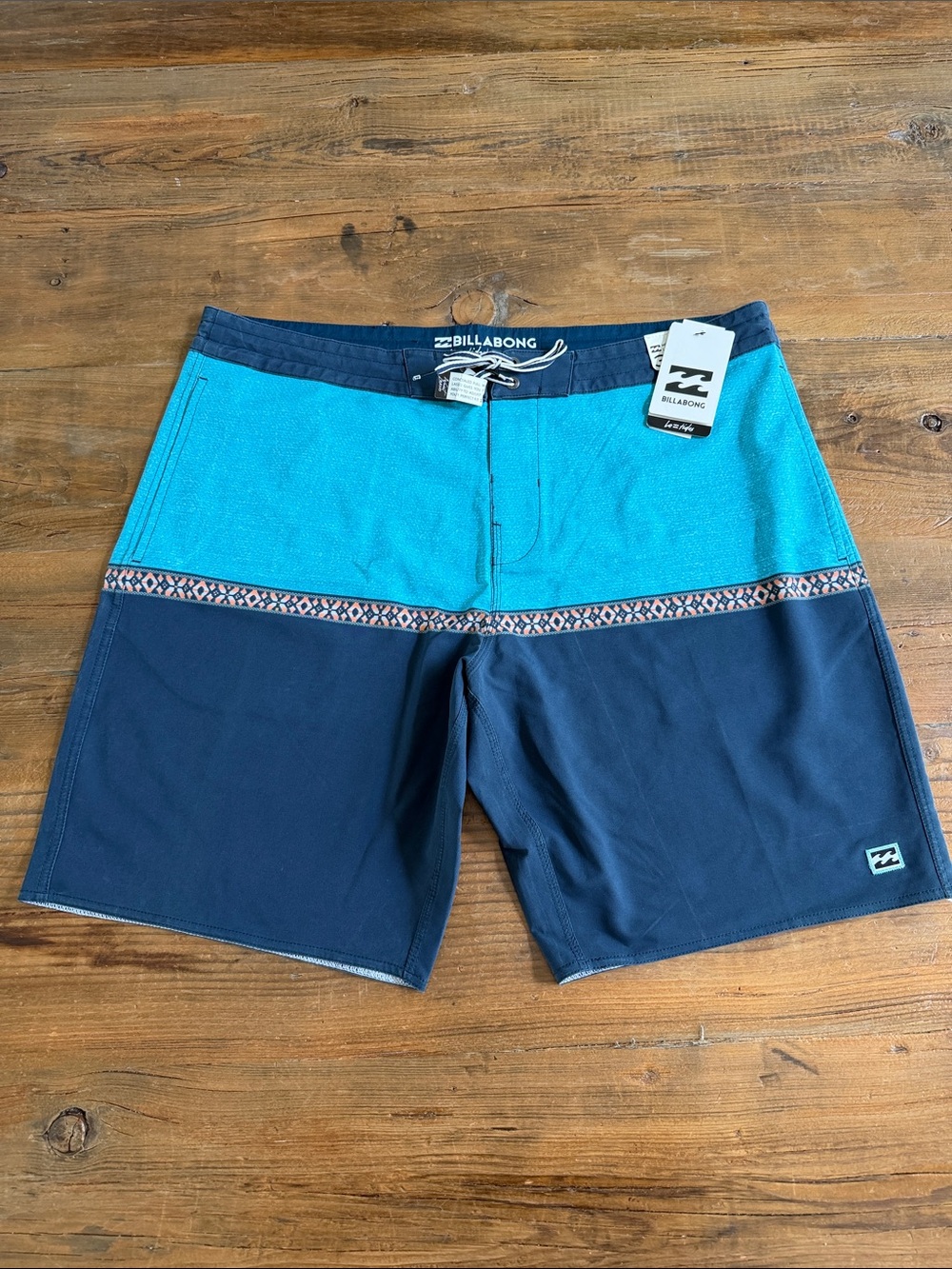 Billabong Boardshorts (NWT)